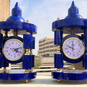 Para zegarków z dekoracją z lapis lazuli ~ 7700 gramów