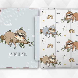 Custodia per iPad Bradipo, con simpatico animale, per iPad 10.2, 9, 9.7, Pro 11, 10.5, 12.9, Air 5, 4, Mini 6, per bambini e adolescenti, con citazione divertente, kawaii, trendy, preppy, blu.