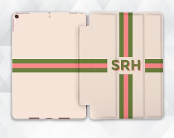 Coque iPad Initiales Personnalisée Personnalisée iPad 10,2 9,7 Pro 11 10,5 12,9 Air 4 Mini 5 Monogramme Esthétique Vert Rose Rayures Housse beige pastel