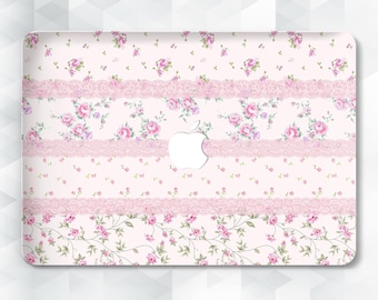Jolie coque pour MacBook esthétique fleurs MacBook Pro 13 14 16 Air 13 15 pouces m2 m3 m4 Design matelassé floral girly Coquette roses roses Housse de couette