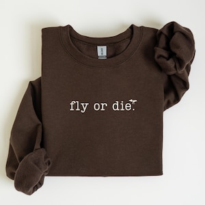 Fourth Wing Sweatshirt | Fly or Die Sweatshirt |  Bookish Crewneck | Romantasy Pullover | Fantasy Dragon Sweatshirt | Cozy Book Lover Gift