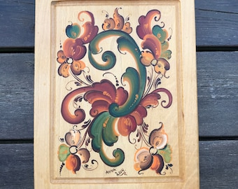 Vintage Norwegian Handmade Wooden Cutting Board, Traditional Norwegian Painting on Wood, Signed, Rosemåling, Telemark Norway