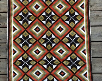 Vintage Norwegian Handmade Table Runner, Tapestry, Rug, Woll Embroidery, Traditional Scandinavian Home Decor, Folk Art and Craft, 1960s