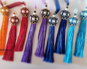 Tutorial for Christmas Tassel Tree Decoration, beaded tassel. seed beads, christmas tree, pdf