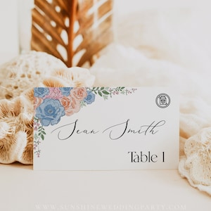 Modelo de cartões de lugar de casamento, casamento floral blush pêssego azul empoeirado, cartões de lugar dobráveis em forma de tenda, cartões de lugar planos, cartões de nome de mesa editáveis, F28