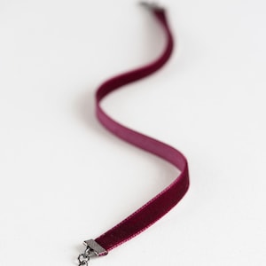 Choker burgundy velvet, Burgundy ribbon choker, Thin velvet choker necklace, Valentine gift for him or her