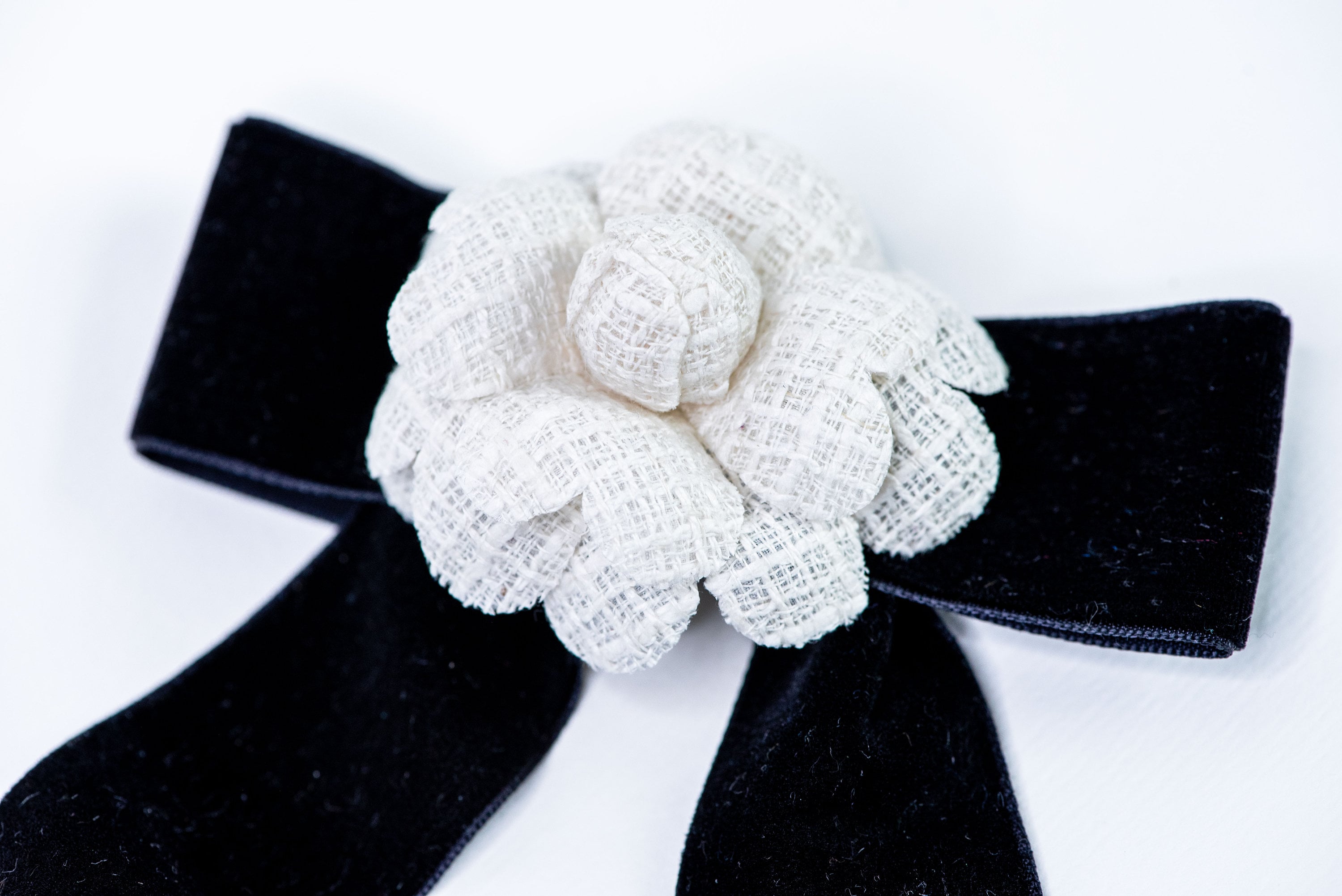White Camellia Flower Black Velvet Bow Hair Luxury Design Hair Accessory New White Camellia Flower Black Velvet Bow Hair | Mercari main image 3