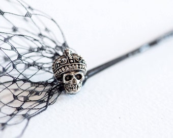 Black Birdcage Veil with Crowned Skulls: Halloween Hair Accessory