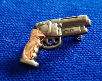 Blade Runner Blaster pin