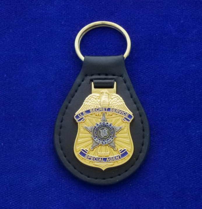 Cia badge - Etsy 日本