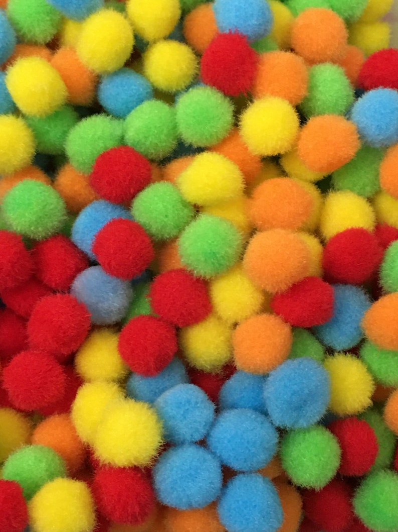 Pack of 30 Mini Pom Poms, 1 cm, Colorful Pompoms for DIY Projects, Kids Crafts Activities, Decorations, Preschool Sensory Bins, Scrapbooking image 2