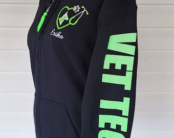 Full Zip Vet Tech Jacket With Sleeve, Vet Assistant Hoodie With Pockets, Veterinarian Apparel, Vet Sweatshirt, Vet Tech Appreciation, RVT