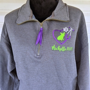 Vet Tech Pullover, Personalized Vet Assistant Sweatshirt, Vet Tech Gift, Veterinarian Shirt, Dog Pullover, Dog Groomer Shirt, RVT, Monogram