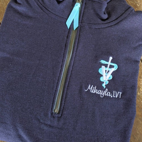 Vet Tech Cat Pullover Vet Assistant Sweatshirt Veterinarian Etsy