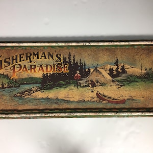 Fisherman&#39;s Paradise Faux Vintage Fishing Cabin Sign