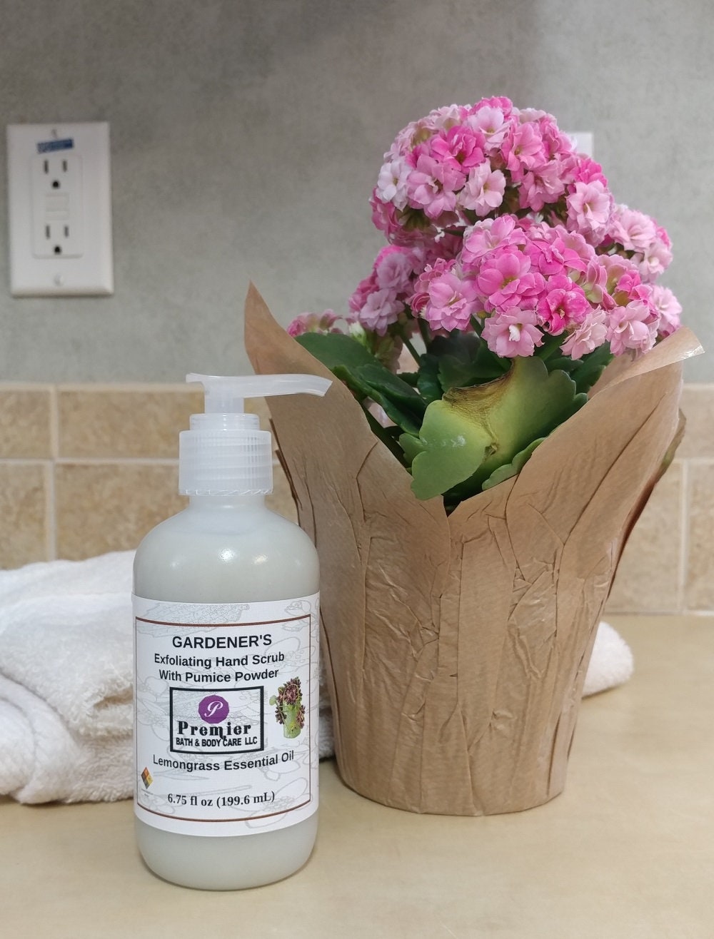 Gardener's Hand Scrub with Pumice Exfoliating Hand Scrub