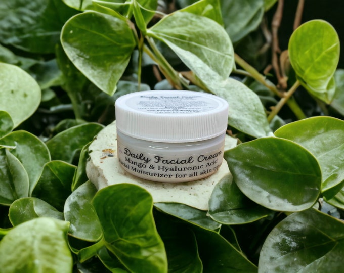 Hydrating Mango Face Cream, Daily Facial Cream with Hyaluronic Acid, Gentle For All Skin Types