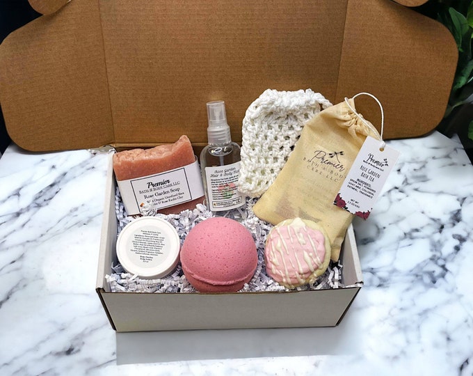 Pamper Your Loved One: Spa Gift for Her, Self-Care Gift Box, Perfect for Birthdays or Mother's Day