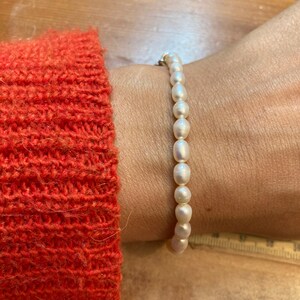 elasticated freshwater pearl bracelet, real pearl bracelet, stretchy pearl bracelet, small pearl bracelet image 4