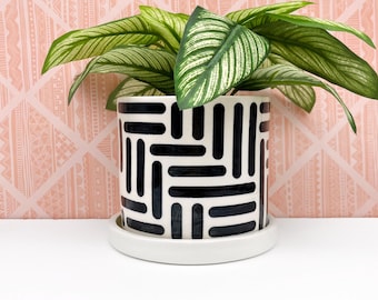 Black Paint Stroke Ceramic Planter-medium with drainage tray