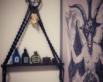 Macrame Shelf with Roe Deer Skull / Goth Decor / Oddities Shelf