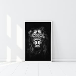 Black and White Lion print, Safari Animal Poster, wild animal Art, The Lion King of the jungle, Black & White photo, Alpha male african lion