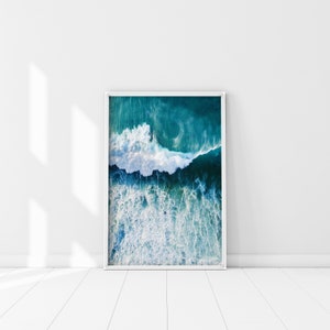 Surfers Welle Poster, Ozean von oben, Meereslandschaft Wandkunst, Küsten Wandkunst, Drohnenfotografie, Ozean Druck, große Welle druckbare Wandkunst