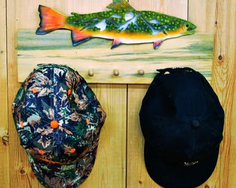 Perchero de trucha de arroyo tallado a mano: decoración de pesca de madera de álamo temblón
