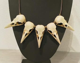 Realistic raven skull necklace