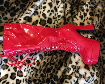 vintage red boots never worn