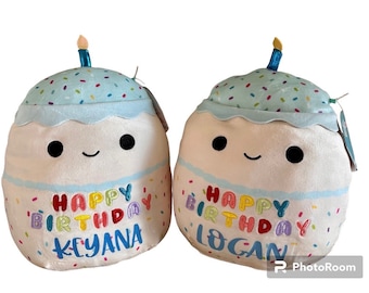 10"personalisierte Kiks Blauer Kuchen Squishmallow | Kuscheltier | Plüsch | Squishmallows | benutzerdefinierte Squishmallows | Jungen oder Mädchen Geburtstagsgeschenk