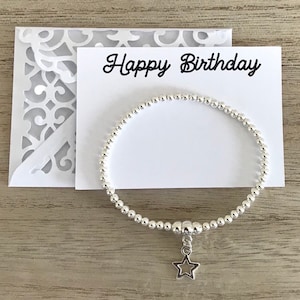Gelukkige verjaardagscadeau, zilveren sterarmband, stapelarmband met zilveren kralen, verzilverde stretcharmband, cadeau voor haar, postcadeau, VK