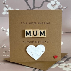 Carte d'anniversaire de maman de coeur de graine plantable, carte-cadeau de maman de joyeux anniversaire, coeur ensemencé respectueux de l'environnement biodégradable, Scrabble et carte recyclable UK