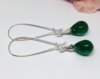 Emerald Green Earrings, Glass Bead Earrings, Green Jewelry, Czech Glass Teardrop Earrings, Green Glass Teardrop Earrings, UK shop