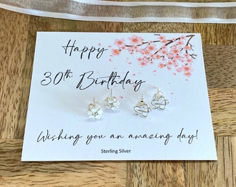 Pendientes de plata de ley del 30 cumpleaños, aretes de corazón de flores, regalo de trigésimo cumpleaños, idea de regalo de 30 cumpleaños para ella, tienda del Reino Unido