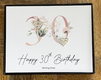 Pendientes de corazón de plata de ley para 30 cumpleaños, delicados pendientes de corazón, regalo para 30 cumpleaños, pendientes minimalistas para mujer, caja de regalo, tarjeta con frase, Reino Unido