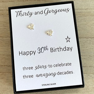 30. Sterling Silber Stern Ohrstecker, zierliche Stern Ohrstecker, Geschenk 30. Geburtstag, Damen Minimalist Ohrringe, Geschenk-Box, Zitat-Karte, UK Shop