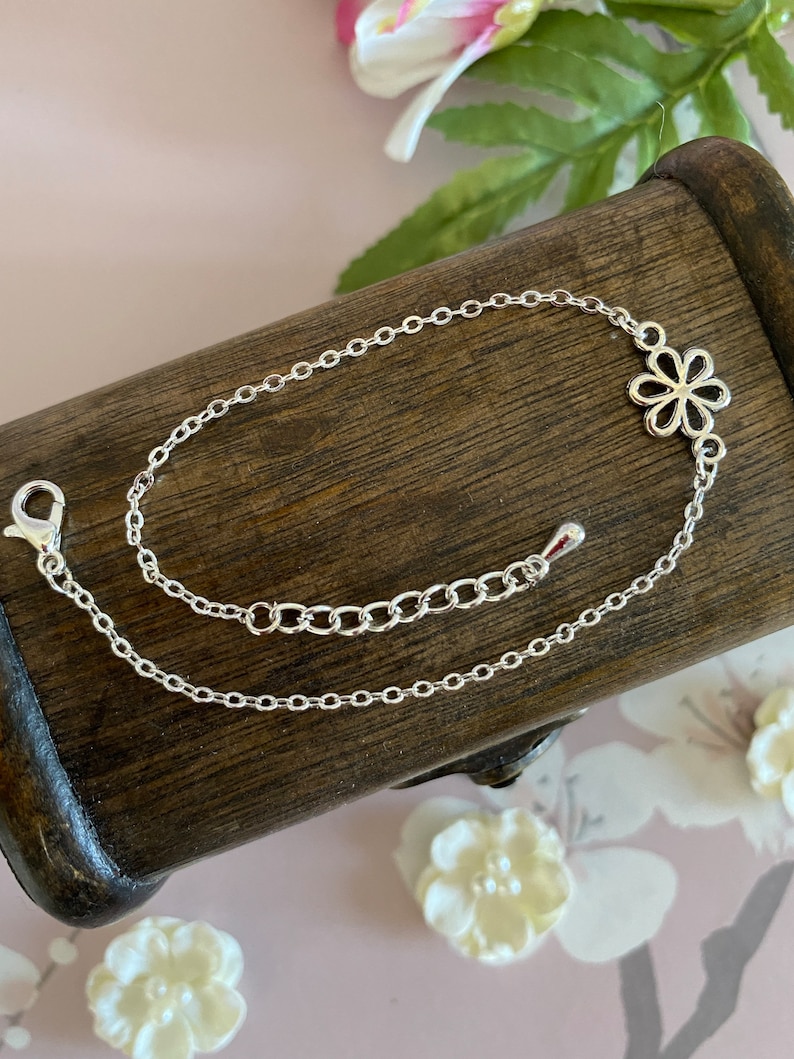 If Mother-In-Laws Were Flowers, I Would Always Pick You Quote-Silver Flower Bracelet, Silver Plated Chain Bracelet, Mother-In-Laws Gift Uk image 5