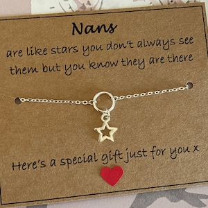 Nans Are Like Stars Silver Bracelet Gift, Infinity Star Charm Bracelet, Cadeau avec carte pour une Nan-Nanna spéciale, Cadeau d’anniversaire-Noël, Royaume-Uni