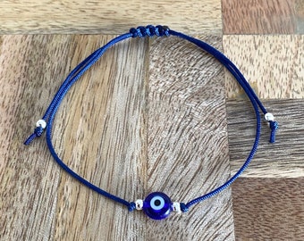 Evil Eye Adjustable Cord Bracelet, Macrame Sliding knot, Blue Eye Protection Gift for Her/Him – Birthday, Friendship, Family, Colleague