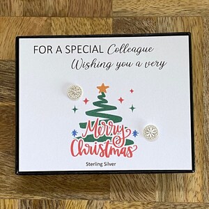 Pendientes de flores de plata de ley de colega para Navidad, idea de regalo de colega de feliz Navidad, pendientes de flores de plata, caja de regalo