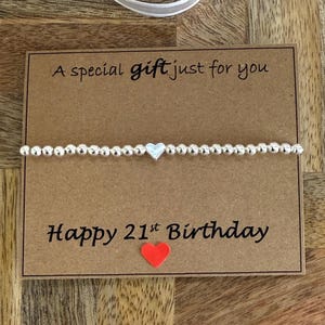 21 Geburtstag Herz Armband, Silber Perlen Stretch Armband, Einundzwanzig Geburtstag Armband Geschenk, Stapeln Armband, 21st Zitat Karte