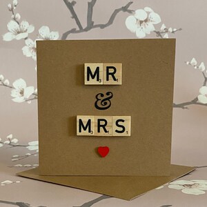 Carte de M. et Mme, carte de félicitations, carte de fiançailles, carte de mariage, carte de couple heureux, carte Bravo, carte Vous l'avez fait, carte de Scrabble Kraft Royaume-Uni
