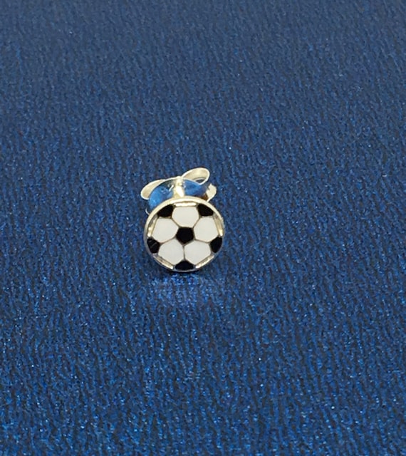 football studs for girls