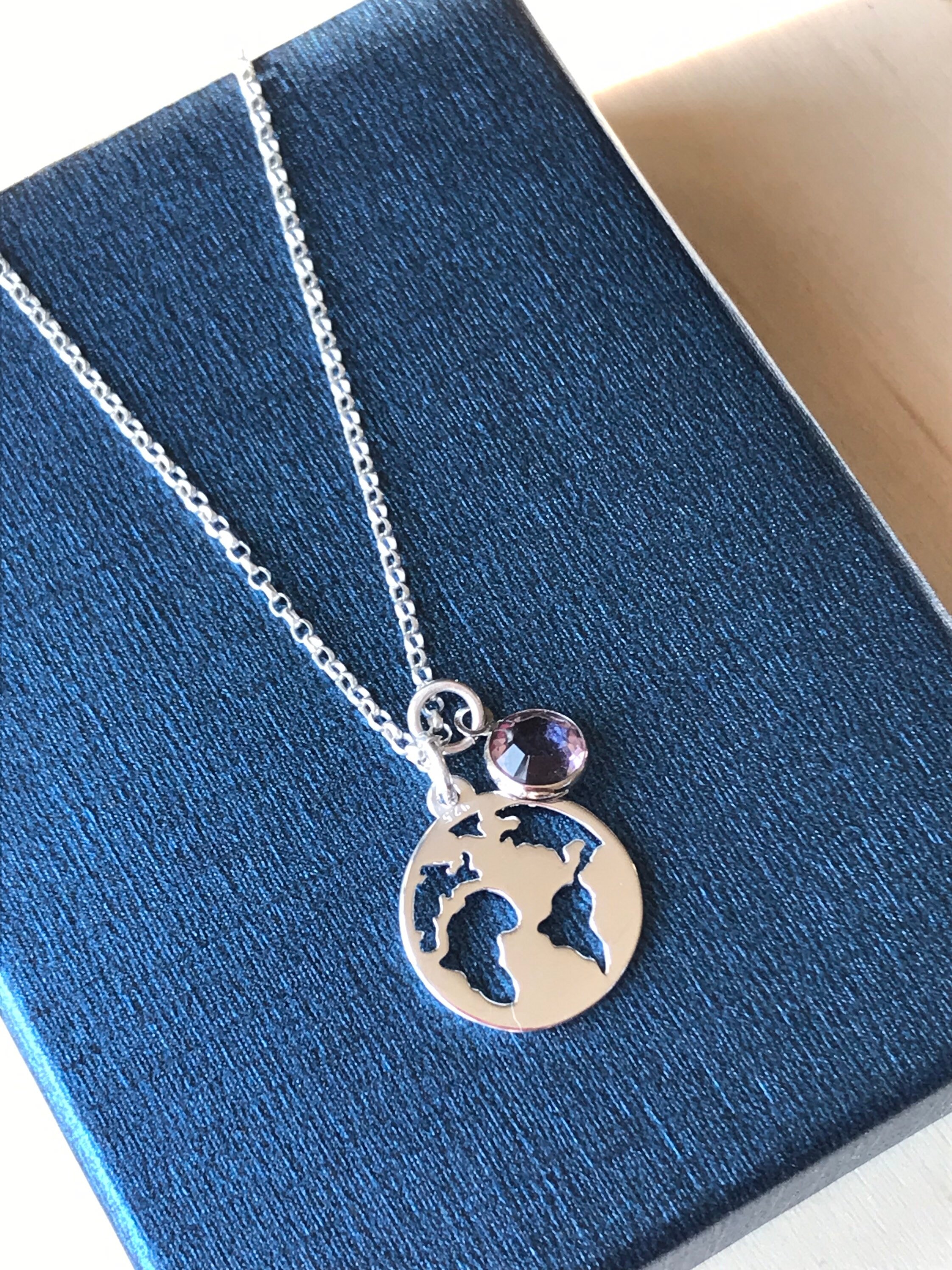 スターリングシルバー世界マップネックレスパーソナライズ名前日付大陸世界チャームペンダントWorld Traveler Loverクリスマスギフトジュ　並行輸入 : Earth Planet ネックレス レディース 18Kゴールド