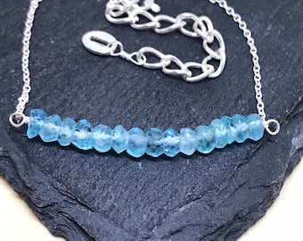Bracciale in argento sterling con topazio blu a taglio ovale