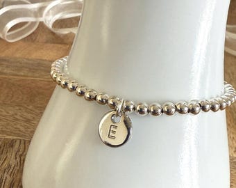 Personalised Initial Silver Bracelet, Silver Beaded Stretch Bracelet, Initial Round Disc, Birthday-Friend-Mum-Sister Gift Bracelet, Uk