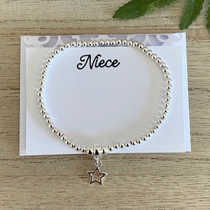 Nicht zilveren ster armband cadeau, nichtje zilveren kralen stapelarmband, verzilverde stretcharmband, cadeau voor haar, postcadeau, VK