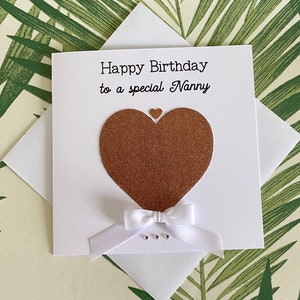 Carte d’anniversaire spéciale de nounou, cœur de paillettes en or rose, ruban de satin et cristaux - Carte d’anniversaire pour nounou, carte faite à la main pour elle, Royaume-Uni