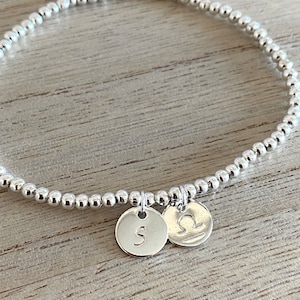 Personalised Initial Zodiac Silver Bracelet, Silver Plated Beaded Stretch Bracelet, Initial Round Disc, Birthday-Friend-Mum-Sister Gift, UK